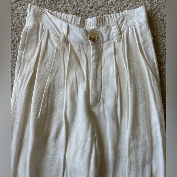 Mable White Set - crop with shoulder pads and front tie & loose trousers - Picture 6 of 8